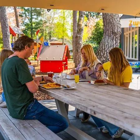 度假居 Europarcs 贝克贝亨